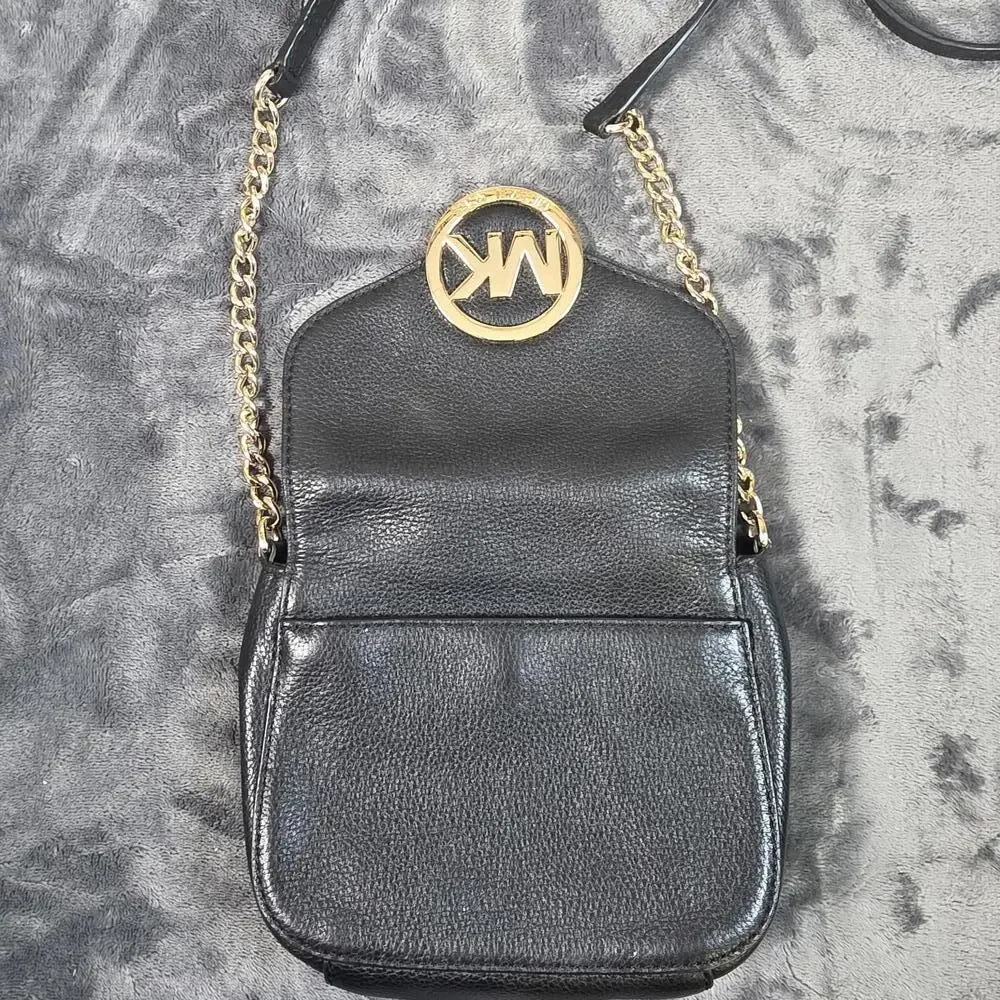 MICHAEL KORS Fulton Solid Black Pebbled Leather East West Crossbody Bag MK Flap